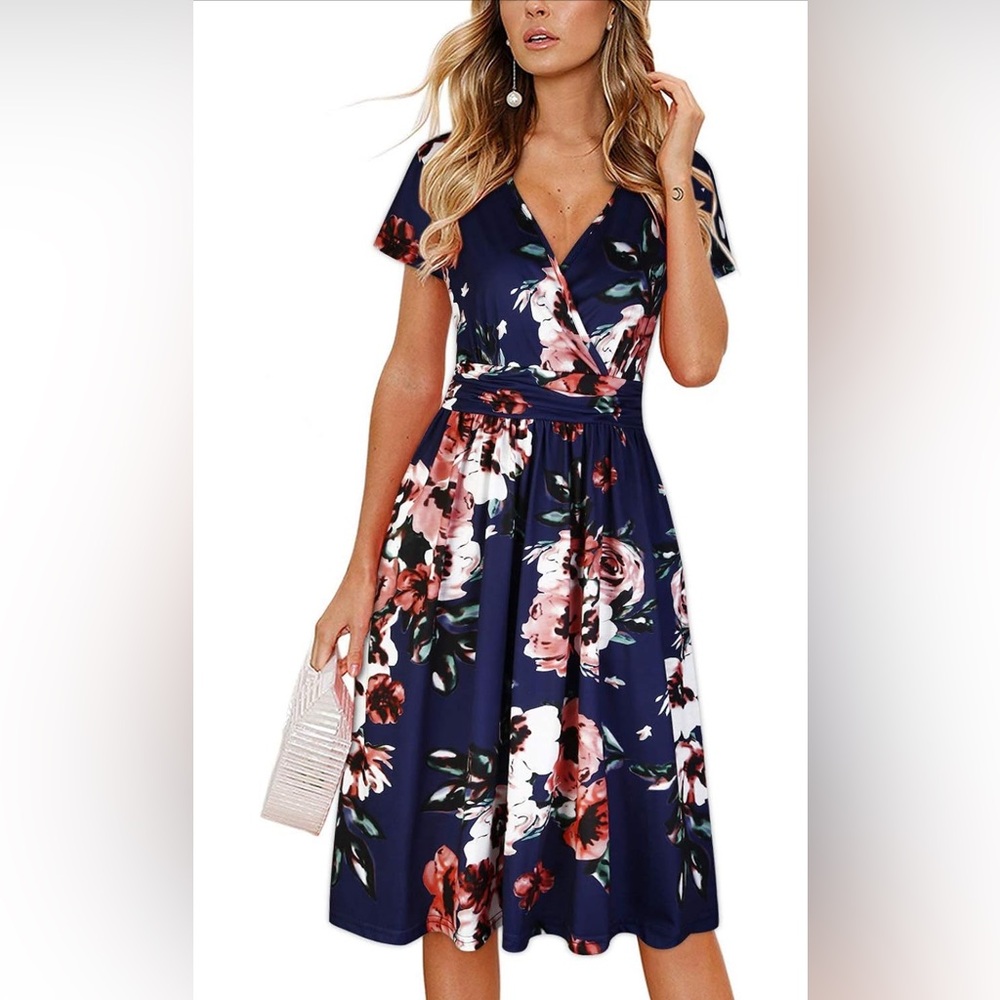 Ouges Floral Midi Dress NWT Size Small